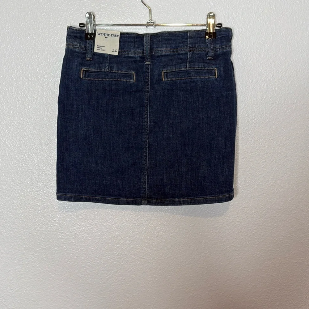 Free People definition essential